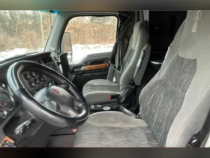 2021 KENWORTH T680