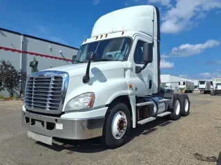 2017 FREIGHTLINER CASCADIA 125