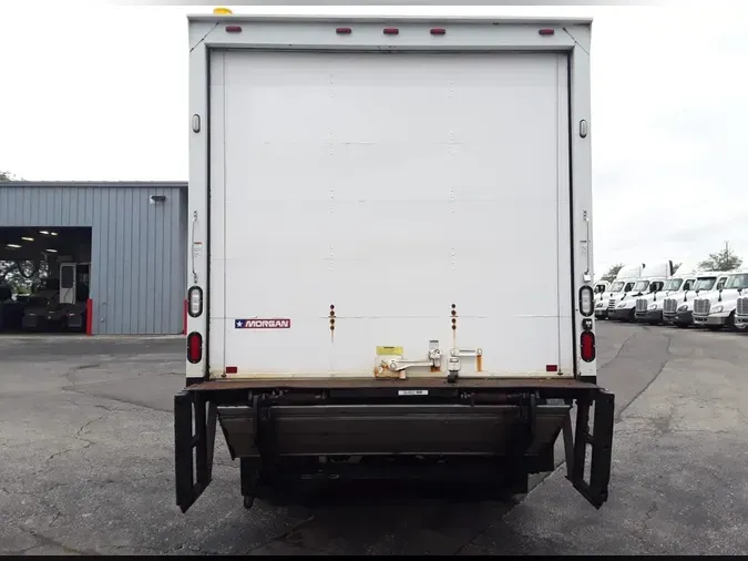 2016 FREIGHTLINER M2 106