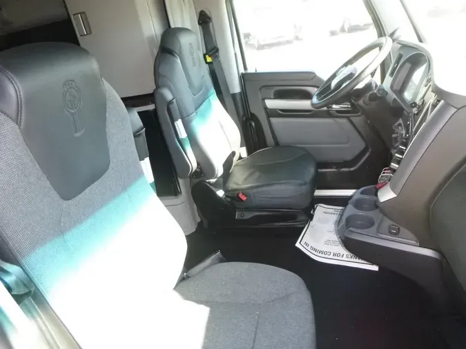 2023 Kenworth T680