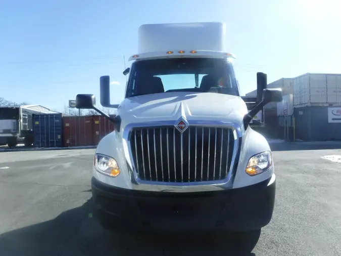 2019 NAVISTAR INTERNATIONAL LT625 DAYCAB T/A