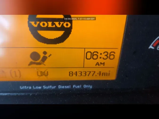2018 Volvo VNL 740