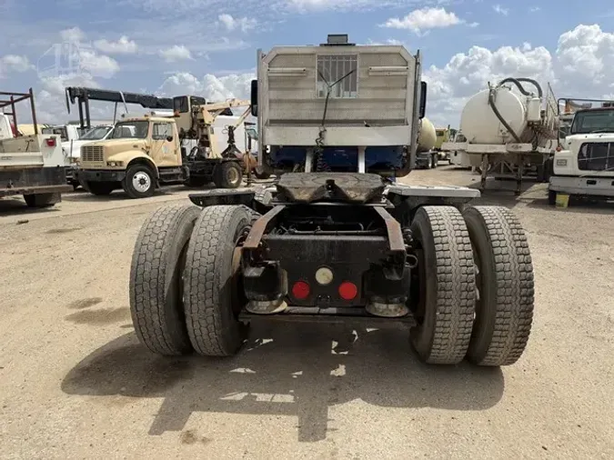 2014 FREIGHTLINER CORONADO 132