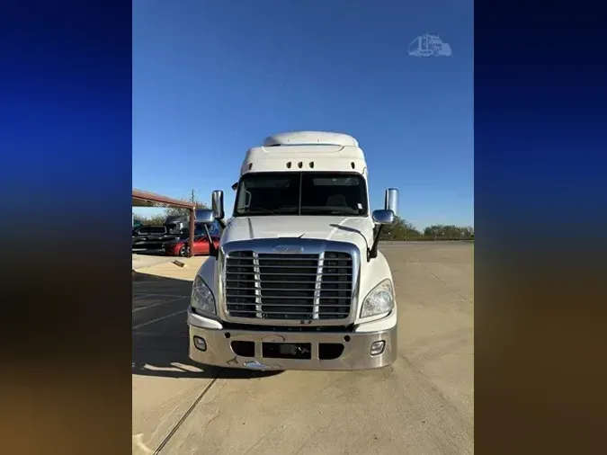 2018 FREIGHTLINER CASCADIA 125