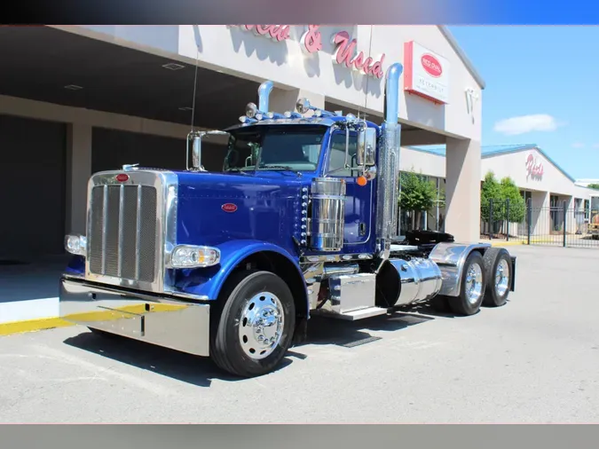 2024 Peterbilt 389