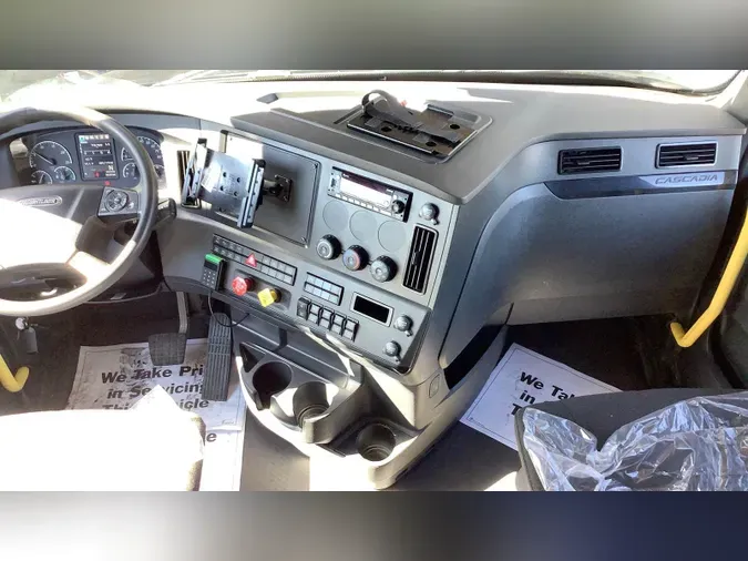 2023 Freightliner Cascadia 12642ceb4e510e24be0f207c7ce88346dbf