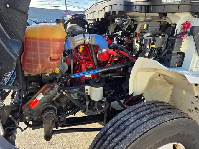 2020 NAVISTAR INTERNATIONAL MV607 (4X2)