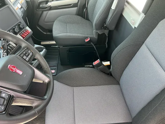 2026 Kenworth T88042d4af77b1cafcd979d98e59743516c2