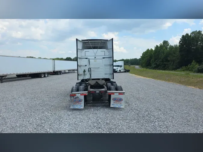 2018 Volvo VNL 740