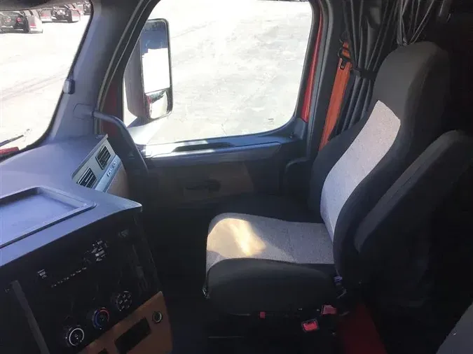 2021 FREIGHTLINER CASCADIA