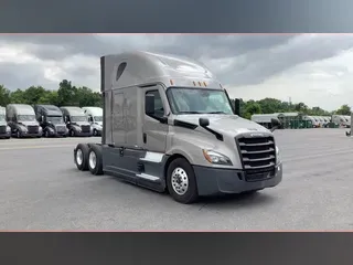 2021 Freightliner Cascadia