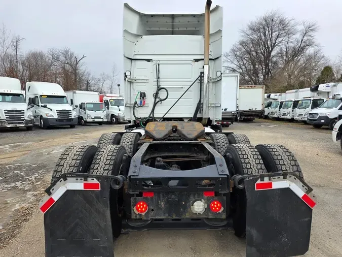 2020 VOLVO VNR64T-64042d5b7f1a3cb9380d573cd575d95d188