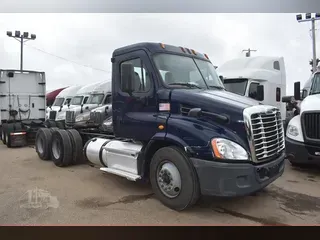 2015 FREIGHTLINER CASCADIA 113