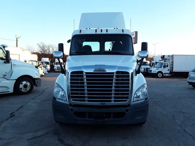 2016 FREIGHTLINER/MERCEDES CASCADIA 125