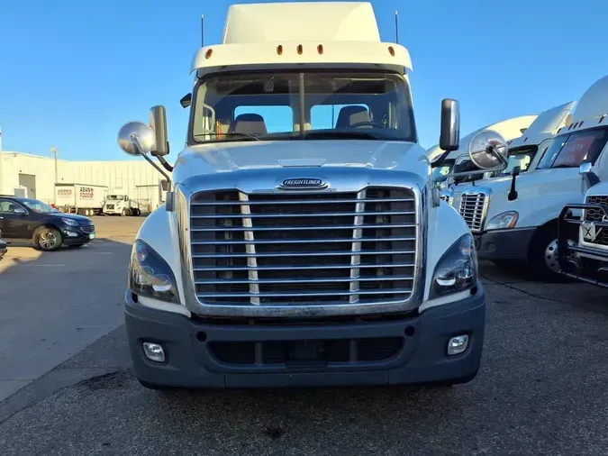 2019 FREIGHTLINER/MERCEDES CASCADIA 12542dd5eba77fad8eba0ec2ddce626ec29