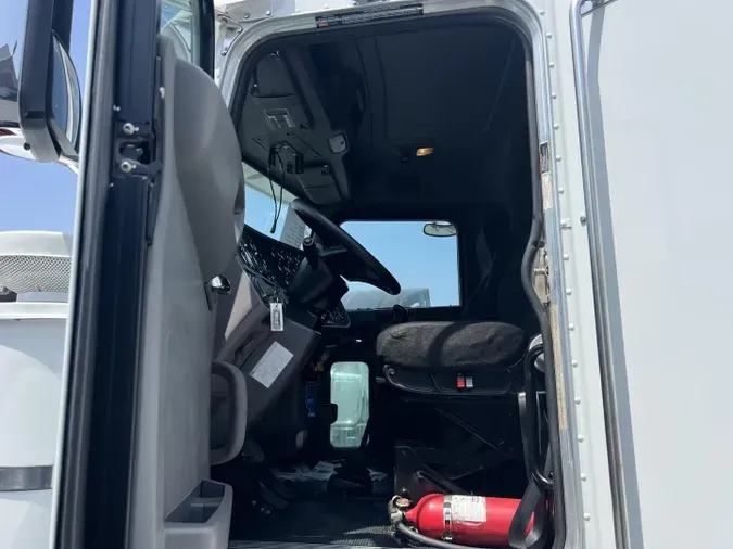 2016 Peterbilt 389