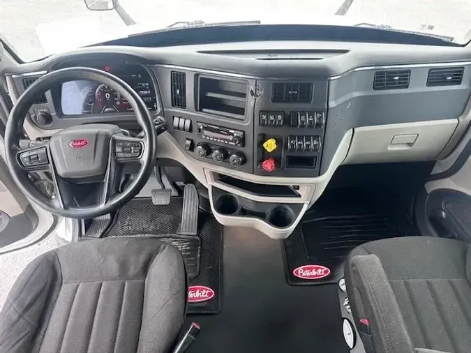 2021 Peterbilt 57942e0ff91080c8650778a50f93769bbd2