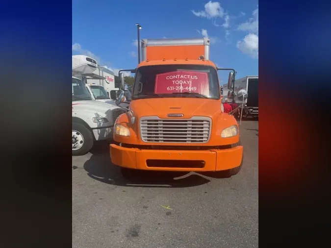 2018 FREIGHTLINER M2 106