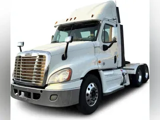 2015 Freightliner Cascadia
