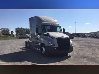2022 Freightliner Cascadia 126