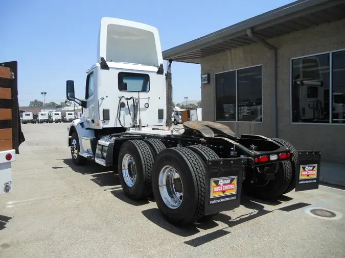 2020 Peterbilt 567
