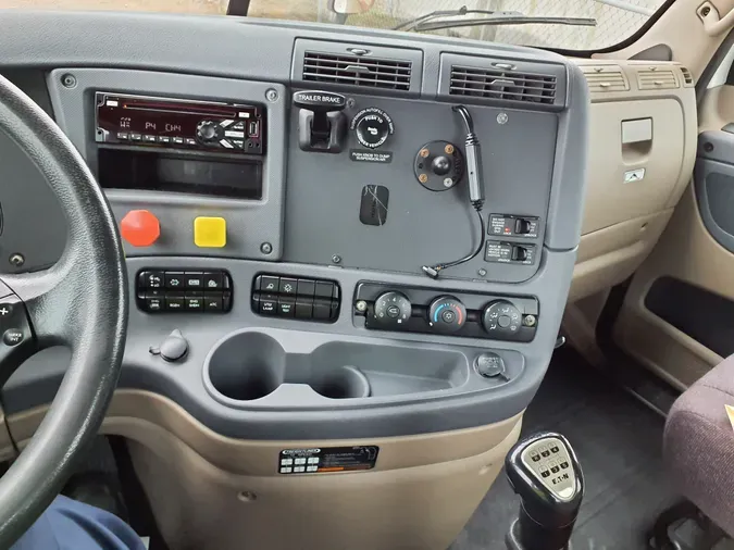 2018 FREIGHTLINER/MERCEDES CASCADIA 125