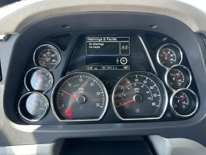 2021 Peterbilt 57942faa41994180b72dbb53dd60c86d0d4