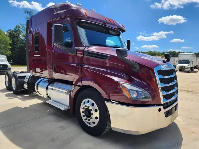 2019 FREIGHTLINER NEW CASCADIA PX12664