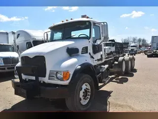 2005 MACK GRANITE CV713