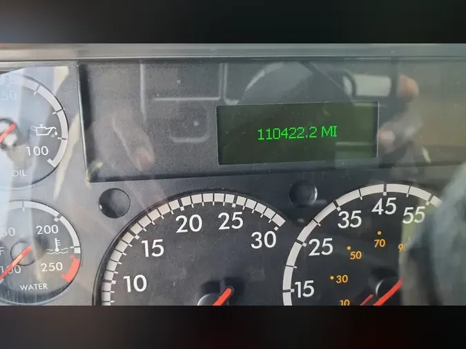 2020 FREIGHTLINER/MERCEDES M2 1064301c1f2a36718b736100d5851aa24b9