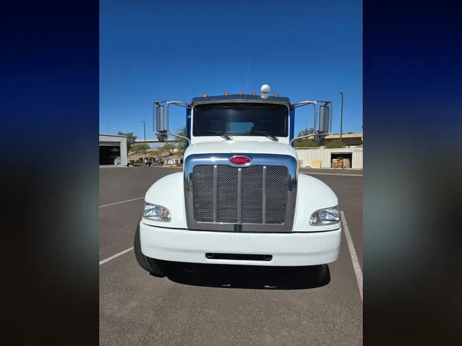 2021 Peterbilt 337