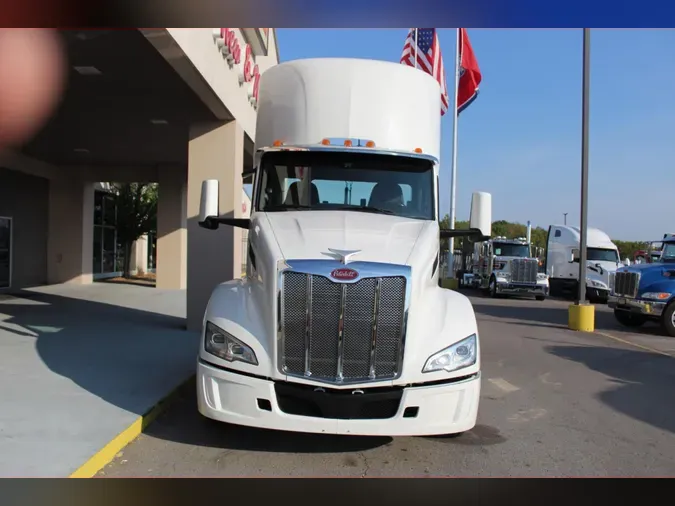 2022 Peterbilt 5794309a63899ae115d7b8885dc5825fec3