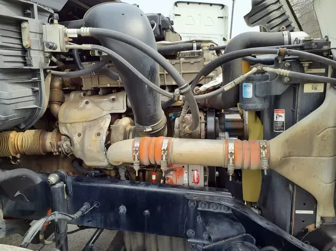 2018 FREIGHTLINER/MERCEDES CASCADIA 125