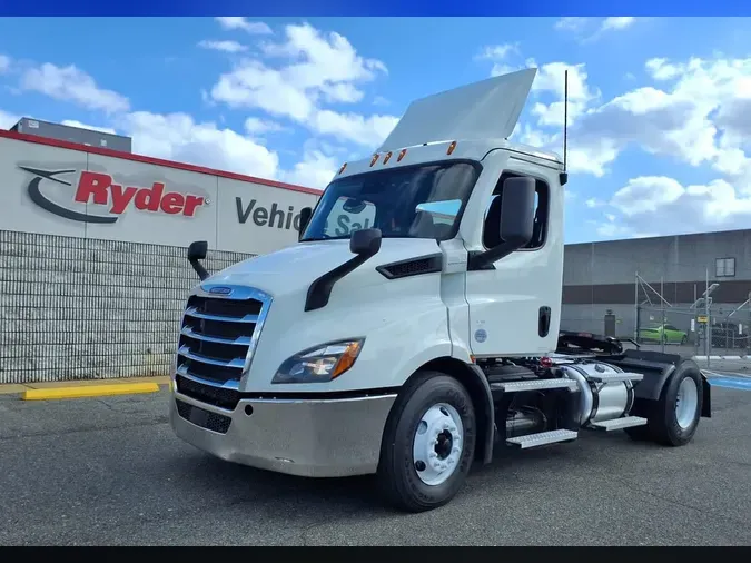 2020 FREIGHTLINER/MERCEDES NEW CASCADIA 116430c7593ee68e8a18e88d91f93cfd49a