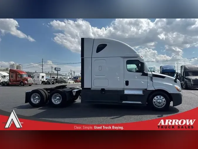 2020 FREIGHTLINER CA126