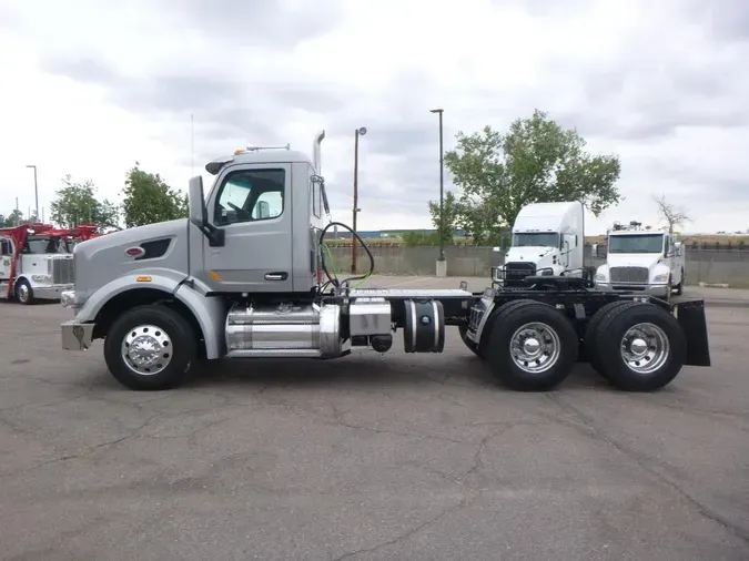 2021 Peterbilt 567