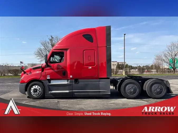 2023 FREIGHTLINER CA126