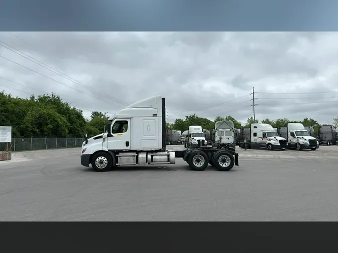 2020 Freightliner Cascadia