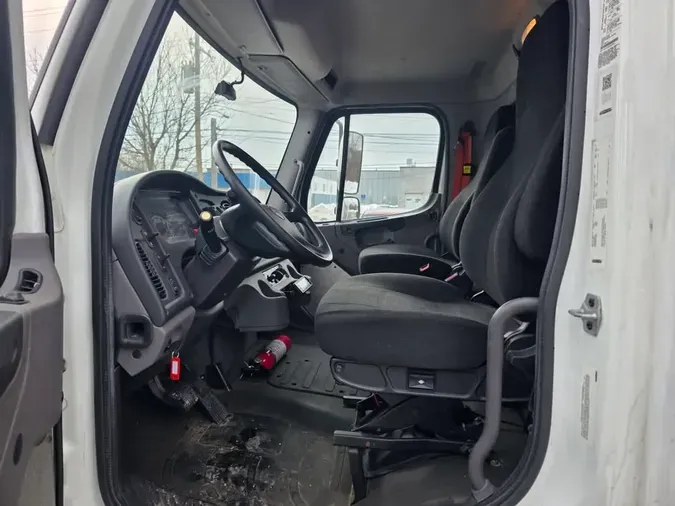 2019 FREIGHTLINER/MERCEDES M2 106