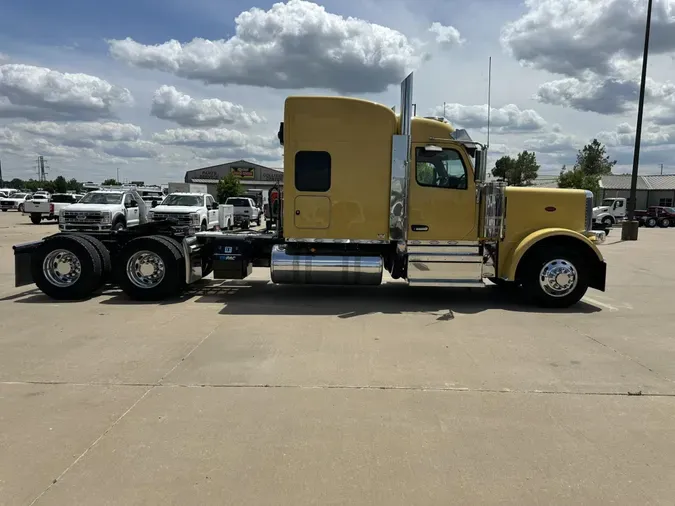 2025 Peterbilt 589432437e3b7ab2410a30217a386521154