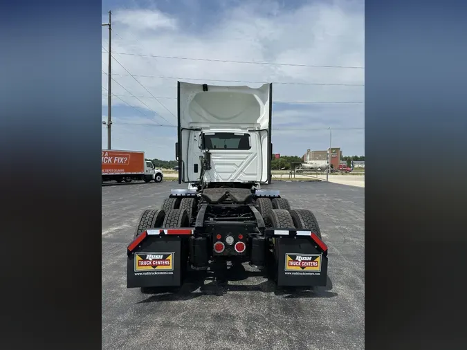 2020 International LT625