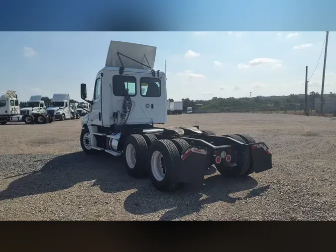 2019 FREIGHTLINER/MERCEDES NEW CASCADIA PX12664
