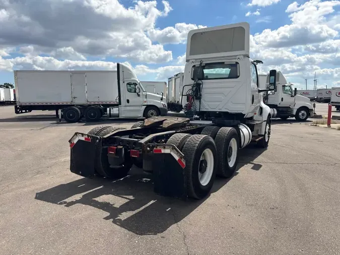 2019 NAVISTAR INTERNATIONAL LT625 DAYCAB T/A