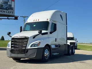 2022 FREIGHTLINER Cascadia 126