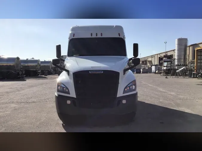 2020 Freightliner Cascadia