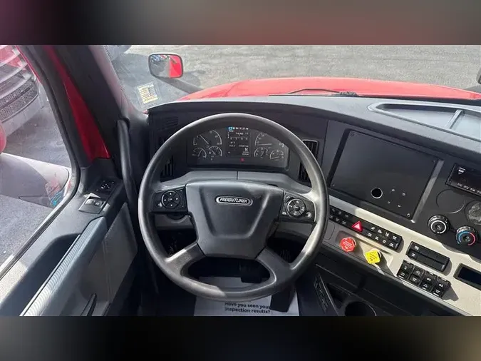 2022 FREIGHTLINER CA126