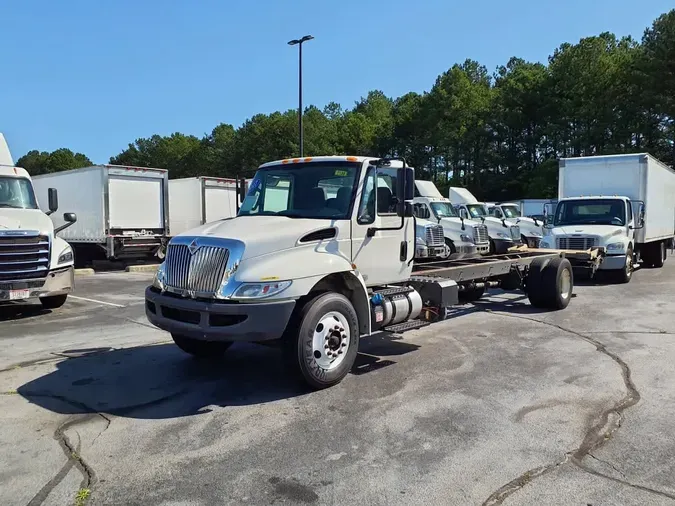 2017 NAVISTAR INTERNATIONAL 4300