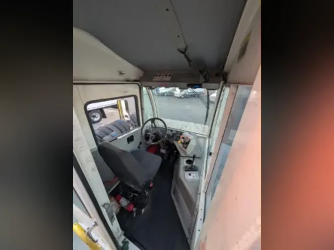 2019 OTTAWA YT60T