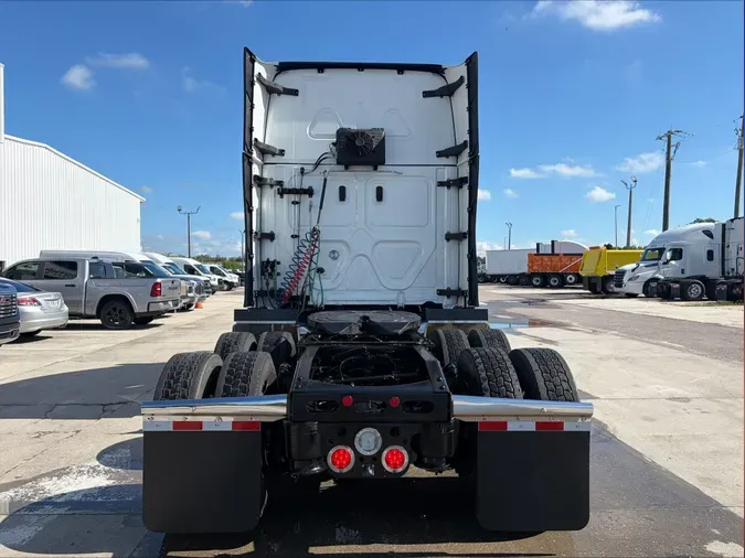 2024 Freightliner Cascadia 126433a1bb08c63c1389fc174dcc3cefac0