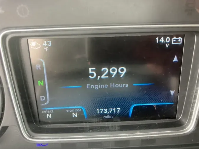 2020 NAVISTAR INTERNATIONAL MV607 (4X2)